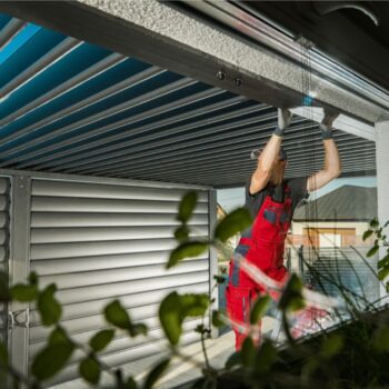 Pose de pergola : 3 erreurs à éviter pour un résultat impeccable